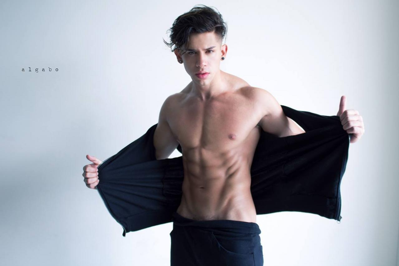 Andres Iz by Alberto Lozano (Algabo)