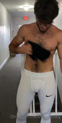 leviconely_hmu.to_19
